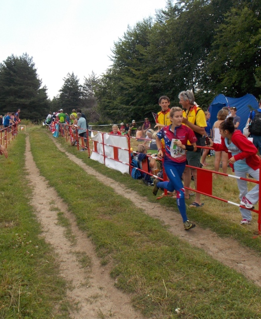Evalin sprinting in to the finish